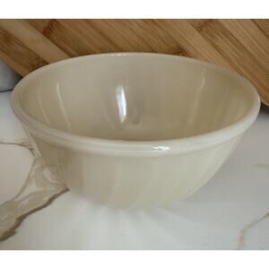 Vintage Fire King Anchor Hocking Swirl Ivory/cream Bowl 7”x3 1/2”